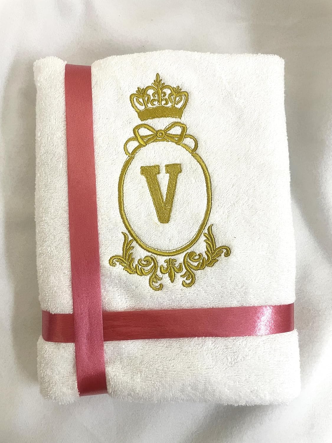 Li’ll Pumpkins Crown Initial Theme Personalized 100% cotton Bath Towel with NAME 500 GSM quality (set of 1), Color- White