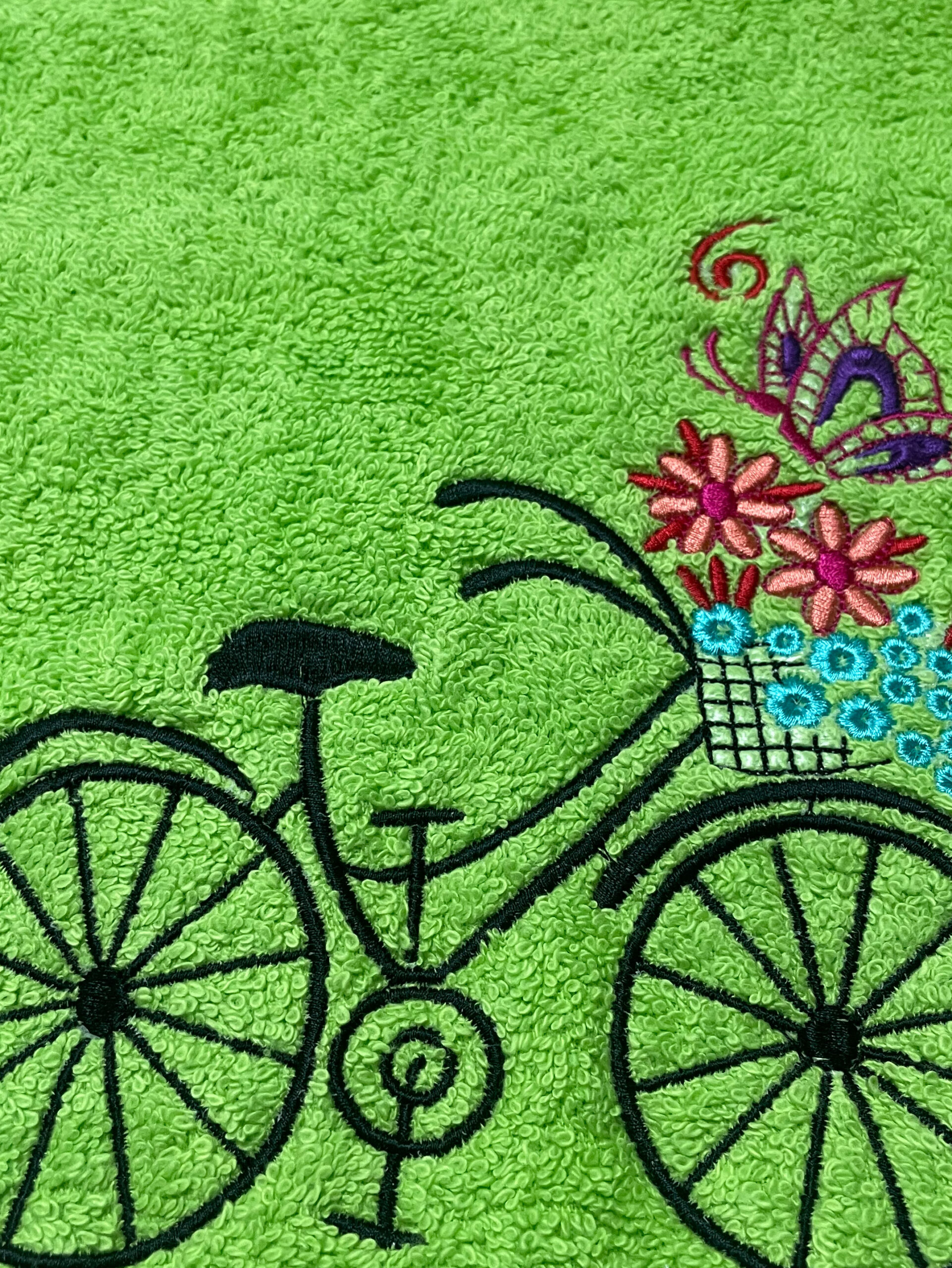 Li’ll Pumpkins Flower Theme Personalized 100% cotton Bath Towel with NAME, 500 GSM quality (set of 1), Color- Green