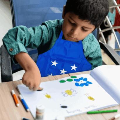 Li’ll Pumpkins Star unisex Apron for Kids 6-9 years - Blue