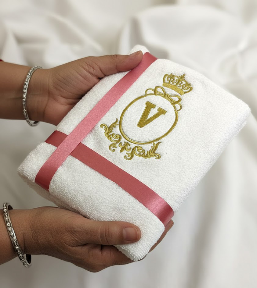 Li’ll Pumpkins Crown Initial Theme Personalized 100% cotton Bath Towel with NAME 500 GSM quality (set of 1), Color- White