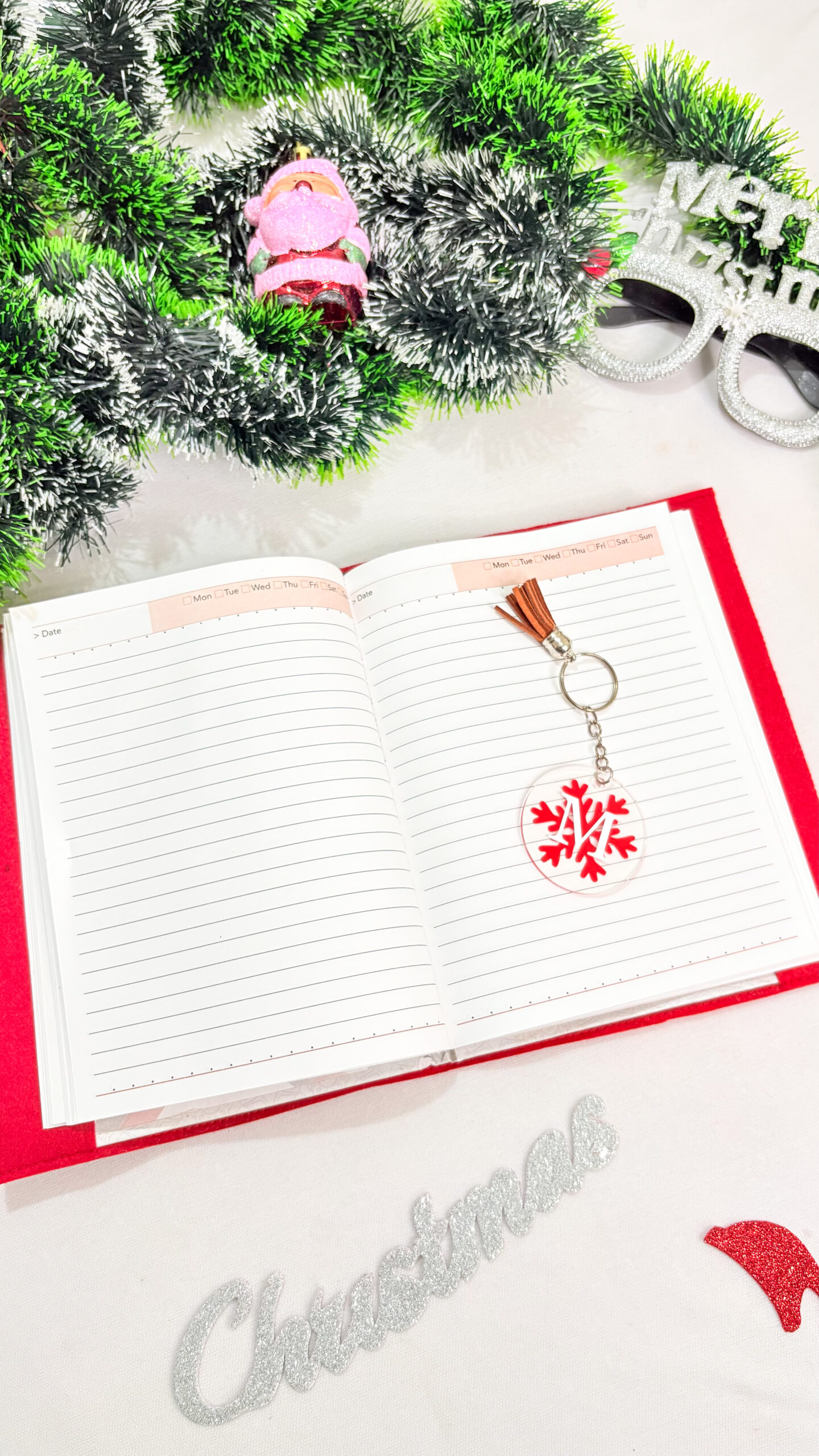 Li'll Pumpkins Personalized Christmas wonderful diary and acrylic keychain set- Red