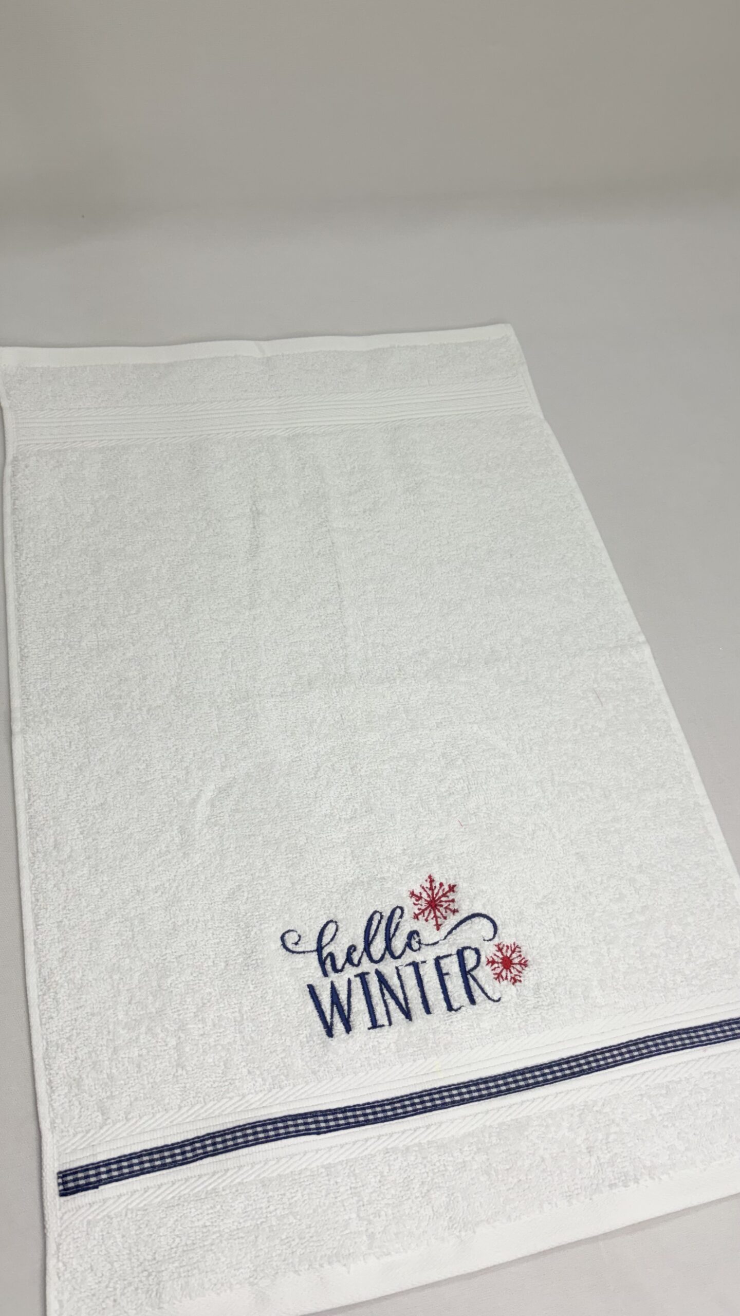 Li’ll Pumpkins Hello winter Cotton Hand Towel, 500 GSM Quality (Set of 2, White)