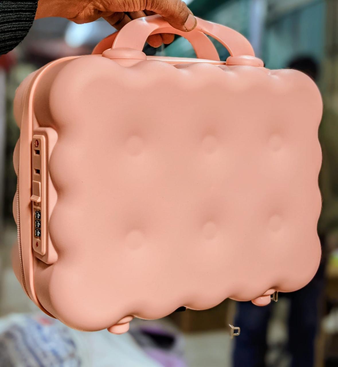 Li'll Pumpkins Personalized The Biscuit Vanity Case- 1 pc